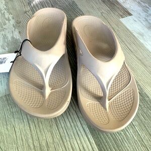 OOFOS OORIGINALS SANDAL